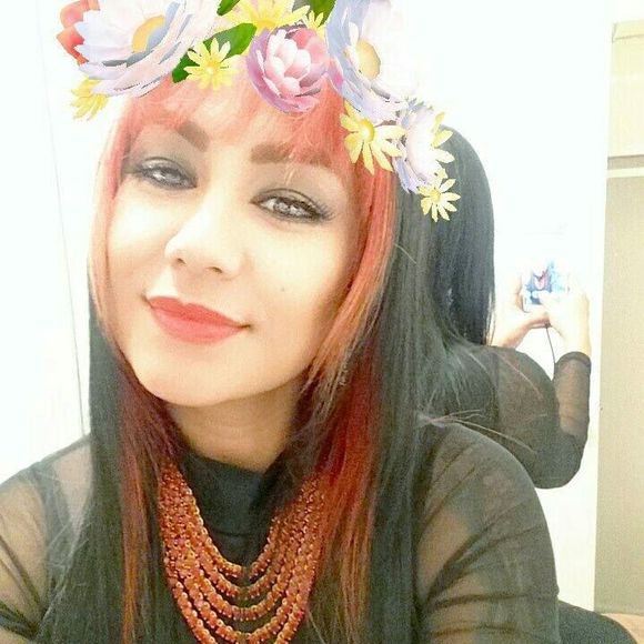 Meet your Posher, Sylvia - Picture 1 of 1